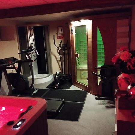 Bed and Breakfast Relais St Jacques - Roanne Saint-Haon-le-Châtel Exterior foto