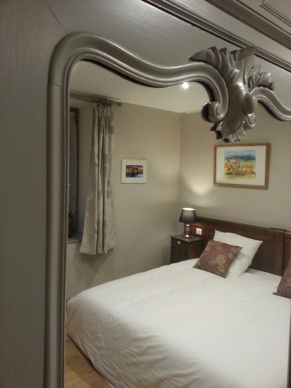 Bed and Breakfast Relais St Jacques - Roanne Saint-Haon-le-Châtel Zimmer foto