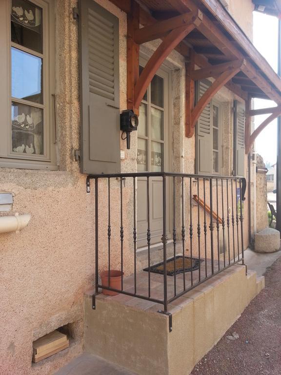 Bed and Breakfast Relais St Jacques - Roanne Saint-Haon-le-Châtel Exterior foto